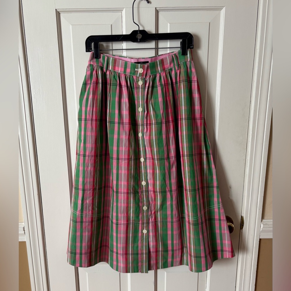 J.Crew Plaid Skirt in Pink and Green. Ex condition. Smoke/pet free home